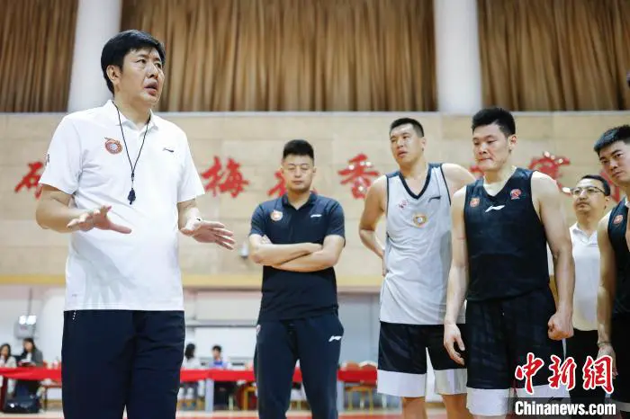 青少年篮球爱好者综合训练方案_1